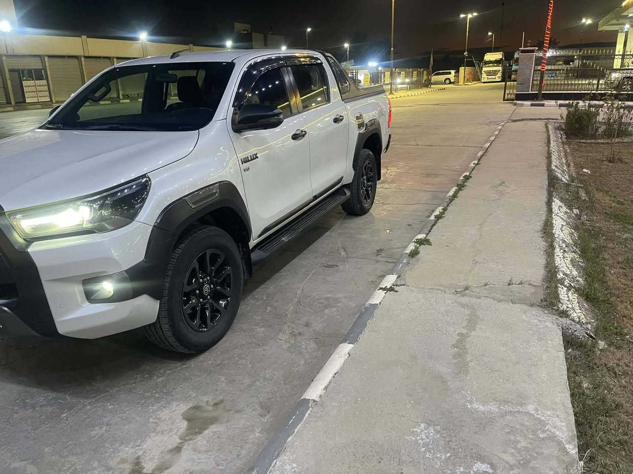 سلام عليكم
افنجر 2023 فول مواصفات الأخير 

السعر 389 بيه مجال الشراي ويدلل مال جناي جاهزه 

كفاله عامه حته دعاميات من زلغ 

كير محرك حداديه مكفولات تخم تاير 

سيارة وضع شركة ماشيه70 فقط 

***********
