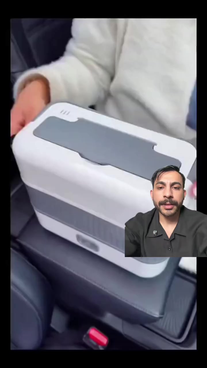 🔥 حافظ على وجبتك دافئة ولذيذة بكل سهولة!

صندوق غداء BOXYS-306D العملي، بطبقة واحدة أو مزدوجة، يحافظ على الطعام ساخن 🍲💛
أربع خزانات صغيرة مستقلة لتقسيم وجبتك كما تحب 🥗🍛
تصميم أنيق وخفيف يسهل حمله في كل مكان 🎒✨
تشغيل بلمسة زر واحدة، مع تسخين متساوٍ للطعام 🌡️
مواد آمنة وصديقة للبيئة، سهلة التنظيف، وبدون أي رائحة 🧼♻️
استمتع بوجبتك ساخنة وطازجة في أي وقت، مع الحفاظ على طعمها المثالي 😋
كل هذا بسعر 
  25 الف فقط 
و التوصيل مجانا لباب المنزل 
لجميع محافظات العراق 
للحجز والاستفسار راسل الصفحة


**إذا كنت صاحب هذا الإعلان وتريد حذفه لأي سبب، رجاءا أرسل رسالة إلى الدعم الفني**