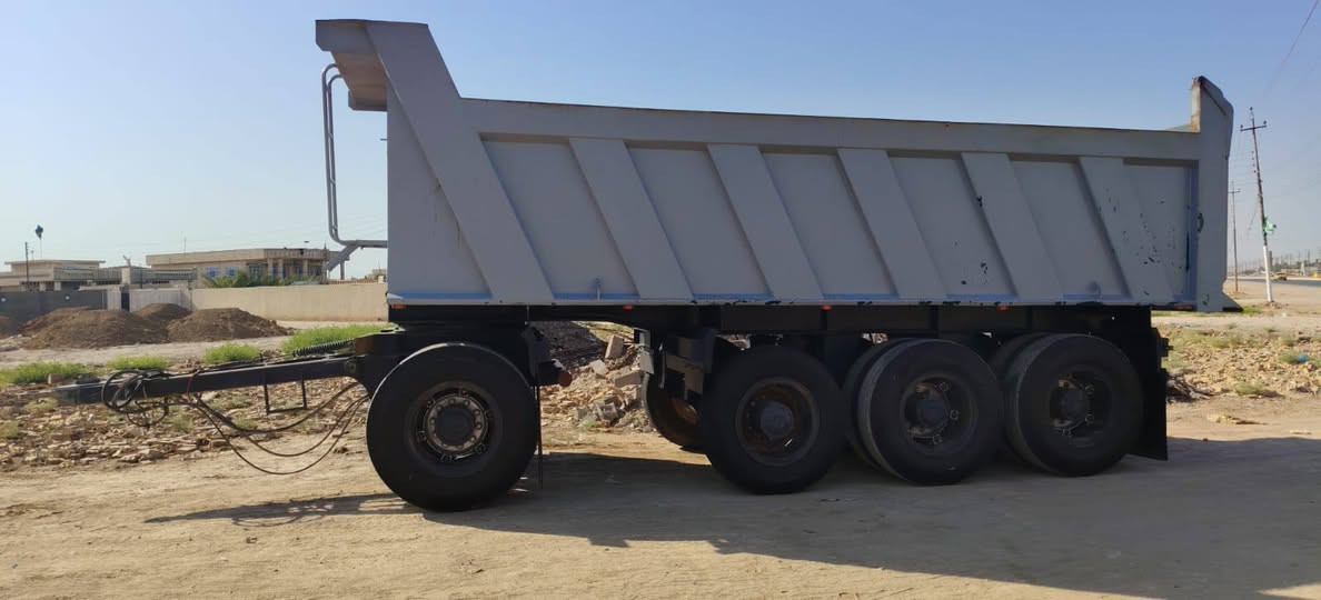 مقطوره للبيع حدادت الجرف مابيه اي خياس ***********  طول سبع امتار
