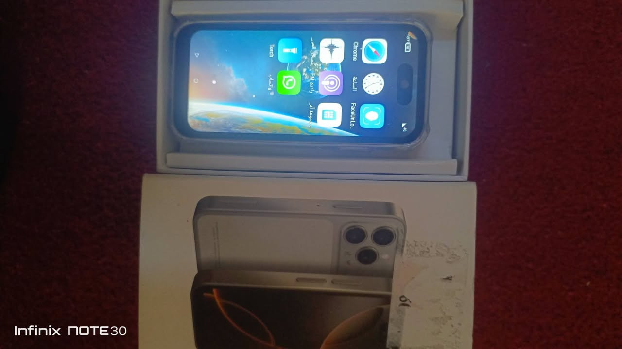 مبايل ايفون 17 الشكل الزغير للبيع 
نضافه 100
ذاكرته موضحه بل صوره 
يحتو علا شريحه ورام 
واتساب تصال طبيعي 
السعر 75
الستفسار ***********
