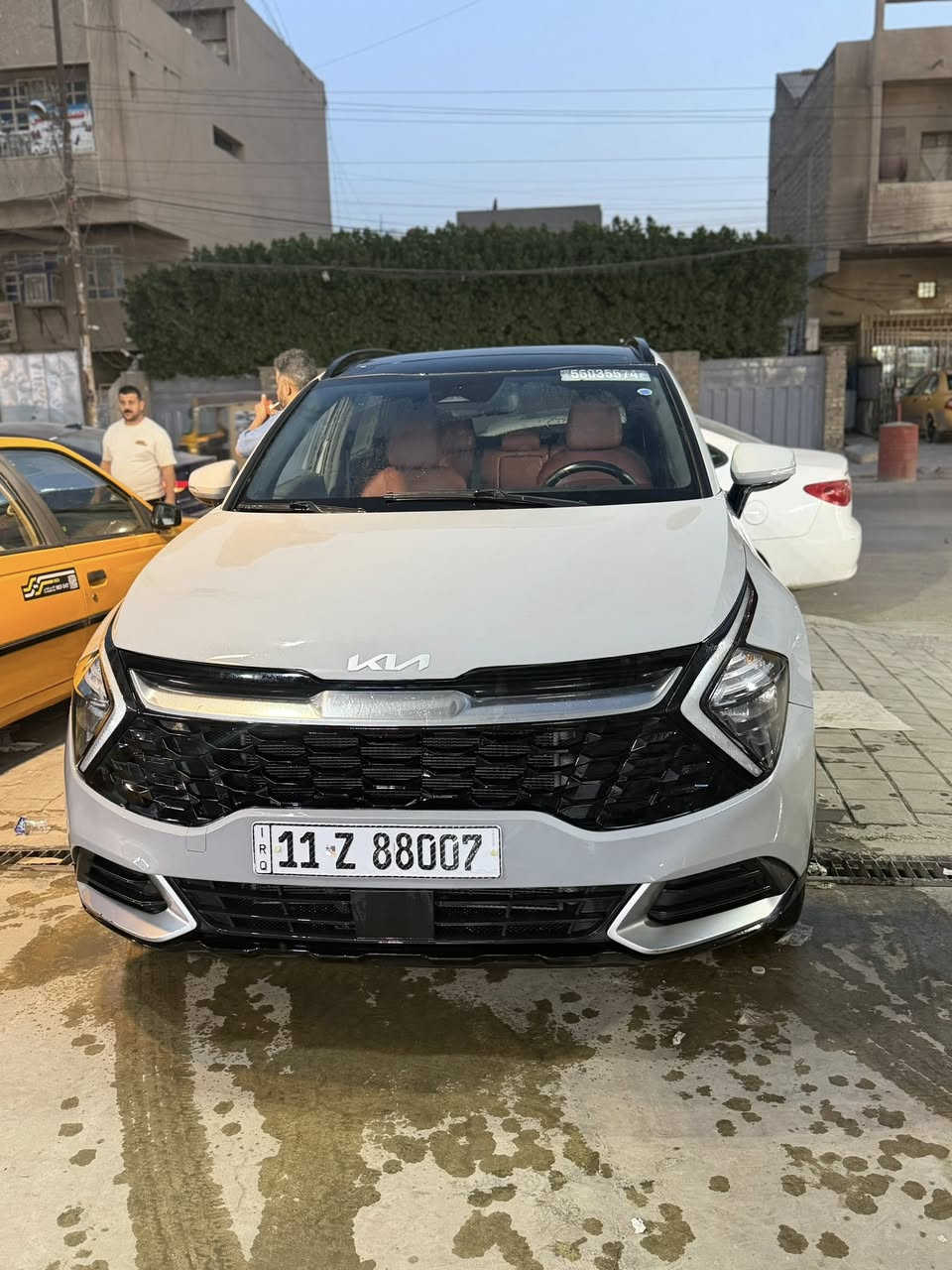 السلام عليكم
سبورتج موديل ٢٠٢٣ وارد امريكي رقم بغداد شبه مميز فول مواصفات للاخير
اللون سمنتي داخل ماروني 
ماشية ٣٨ ميل
قطعة صبغ وحدة البنيد فقط 
السيارة جديدة بمعنى الكلمة كير محرك تبريد مكفول
وتخم تاير الاصلي جديد قبل شهر مبدلة 
المواصفات الفول ميحتاج احجي بيهن
مكاني بغداد السعر ٢١٥
***********
