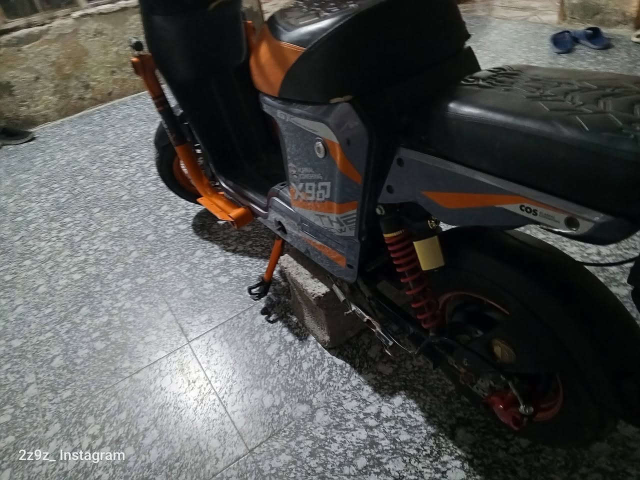 دراجة شحن X900حجم 14نظيفه كدامكم دراجة كهربائيات شغاله كلشي ماناقصه ابيع اب450الف وبيهه مجال حك جيه مكاني بصرة زبير الي يريد يتواصل يتابعني ويجي خاص


**إذا كنت صاحب هذا الإعلان وتريد حذفه لأي سبب، رجاءا أرسل رسالة إلى الدعم الفني**