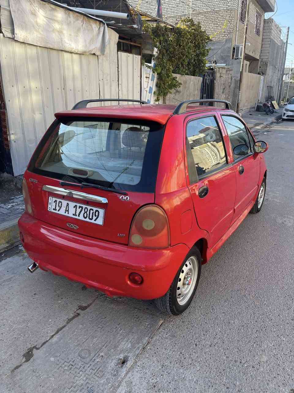 كيو كيو للبيع مديل 2013
جديده بمعنه الكلمه 
مكفوله من الضربه ماعده تكحيلات بسيطه 
كير مكينه كهربائيات بشرط 
كير اوتماتيك 
تدفئه + تبريد شغال 
سياره بسمنه رقم كربلاء 
رقم جديد دولي هزه جديده 
سنويه لغايه 2030
مكاني كربلاء 
رقم ***********
سعر 35 وبيه مجال
