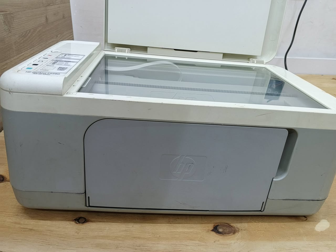 السلام وعليكم طابعة hp تطبع صور وورق A4 نظيفه جداً ماعرف اذا شغاله ماعندي ملحقاته بس كلش نظيف ب25


**إذا كنت صاحب هذا الإعلان وتريد حذفه لأي سبب، رجاءا أرسل رسالة إلى الدعم الفني**