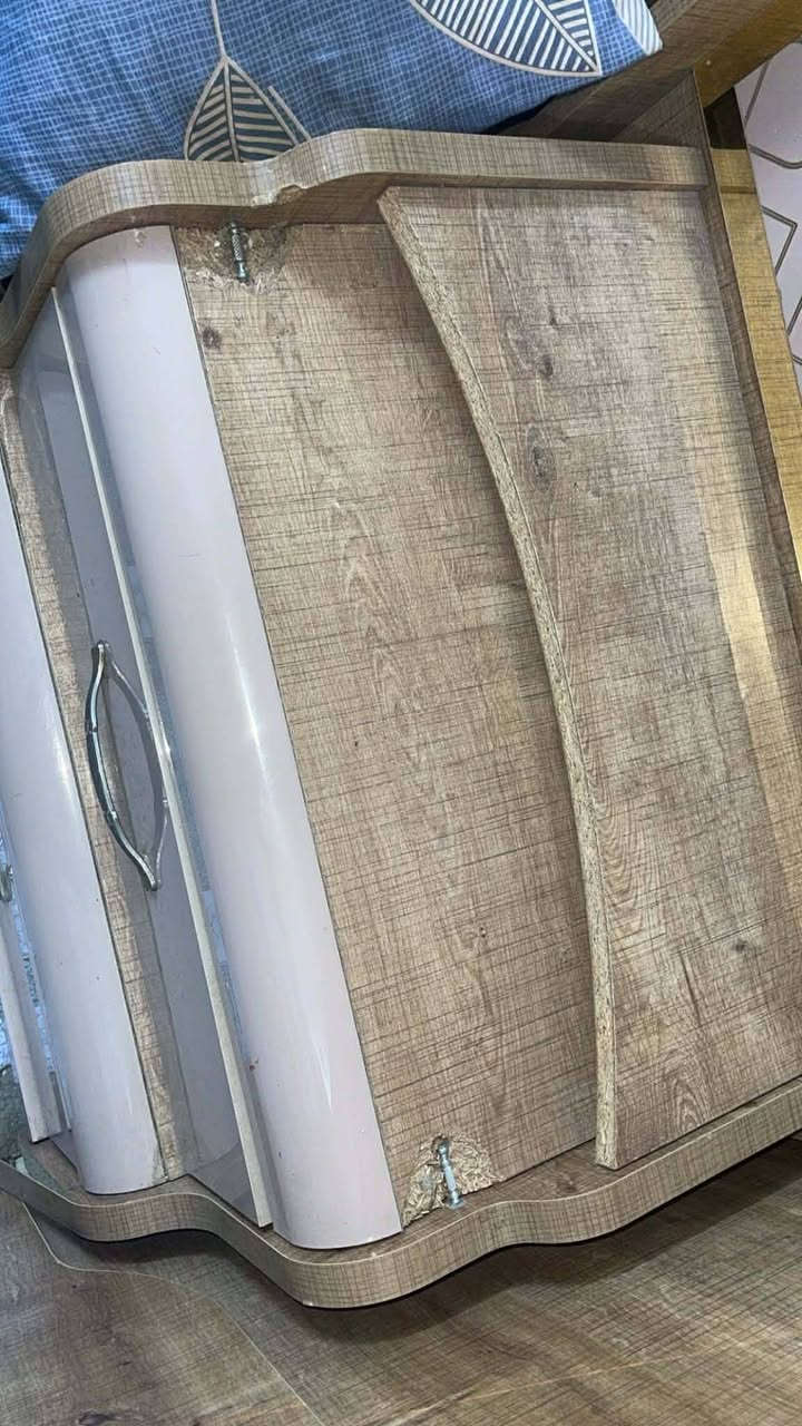 سلام عليكم
غرفه تركيه  ثقيل ٨ قطع 
سعر مليون و١٠٠


**إذا كنت صاحب هذا الإعلان وتريد حذفه لأي سبب، رجاءا أرسل رسالة إلى الدعم الفني**