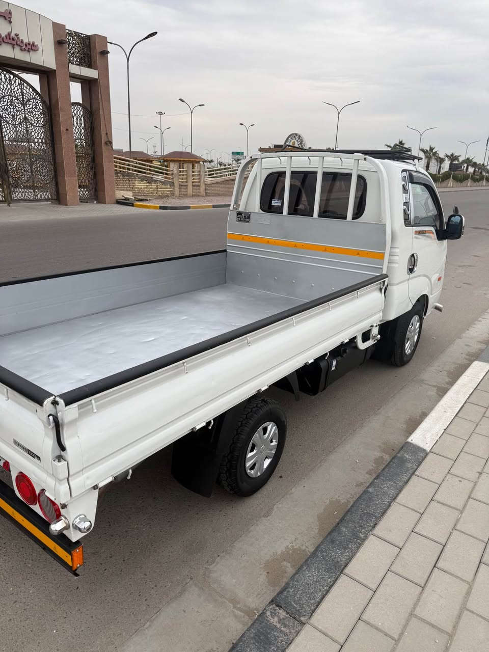 سلام عليكم كيا بنكو مسكر مكينه مجول بلاد كير بدي تبريد  جاهزه شاشه كامره خلفيه موديل 2016 كفاله للبيع السعر 125 وبيه مجال اتصال فقط *********** البصرة, العراق
