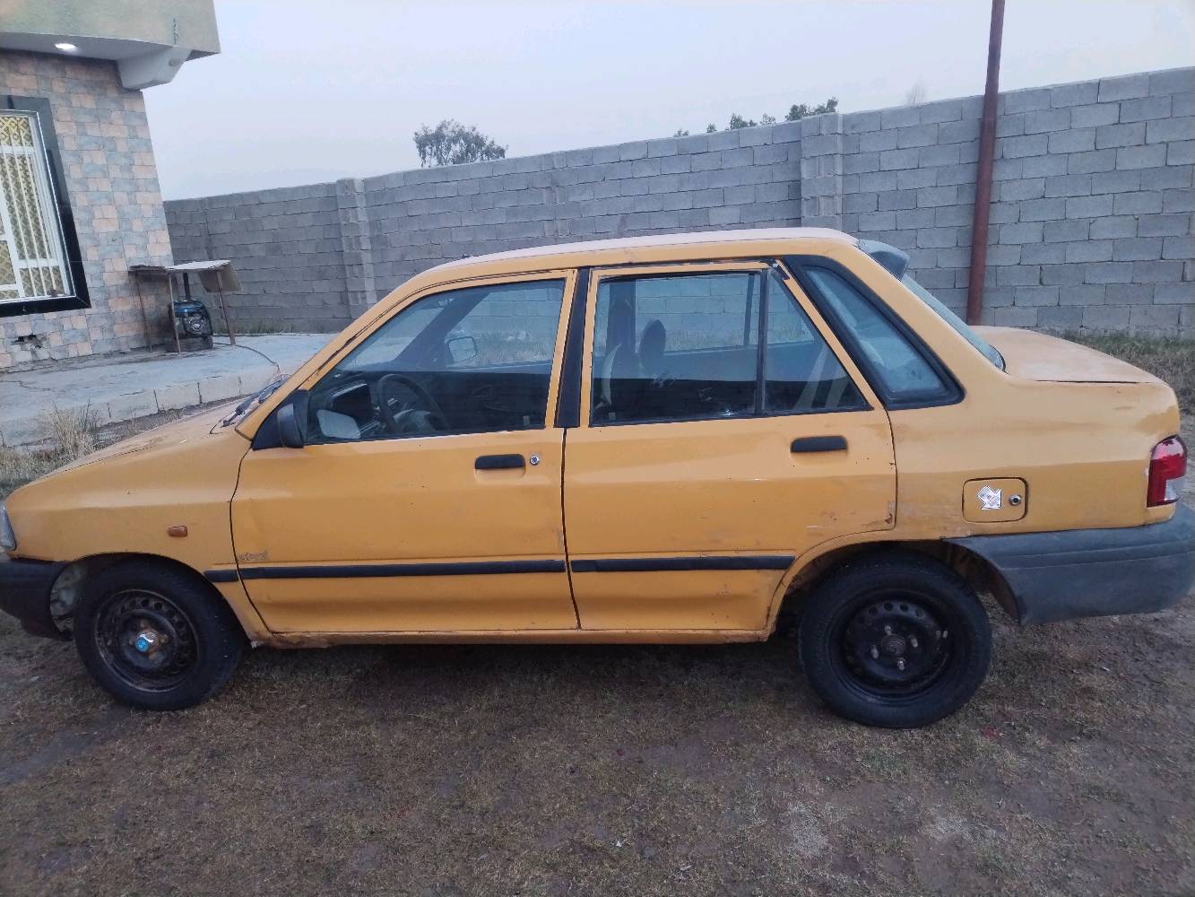 سيارة سايب 2011 