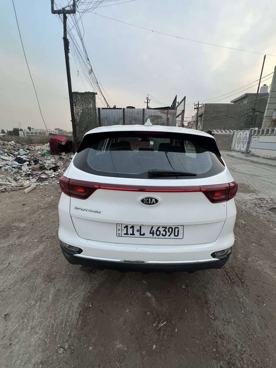 سبورتج 2022
وارد امريكي 
حادث 3 قطع جاملغ وبنيد بلادي مبدل وباب السايق نصه صبغ
سياره جديده وخير من الله 
ماشيه 65000
مكينه 2400GDI
شاشه كاربلاي 
تحديد مسار 
قفل سرعه 
توقف ذاتي
داخل اسود 

السعر:172
وبيها مجال الشراي يتصل 

رقم الهاتف:***********
