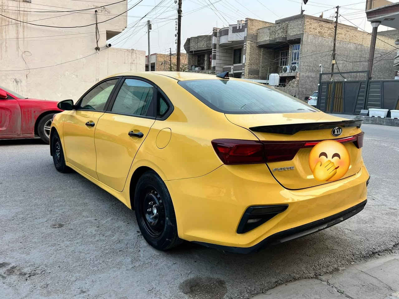 كيا فورتي موديل 2019 كير ATM وارد امريكي صور الحادث بالمنشور مرفقه والباقي مكفول كفاله عامه بدون لغد ولا شاصي ولا حوض  ماشيه 70Mi حقيقي  ابيع شرط سونار 
مكينة گير حدادية تبريد على الفحص
حجم المحرك 2000 دوش المرغوب لا تبخير ولا تنقيص فول
رادار امامي رادار جانبي رادار خلفي
تحكم ستيرن
شاشة 
كامره دواره 
تدفئه تبريد 
لايتات زنون
تبريد بيانو منفصل 
لد امامي خلفي 
ويل عادي تخم تاير جديد 
دوشمه دلو جديده 
مكان السيارة بغداد
رقم بغداد دولي بسمي تحويل ثاني يوم  مصفره هيئه وغرامات سنويه 28 وهزه جديده
سعرها 131 ورقة بيها مجال
أي استفسار  ***********
