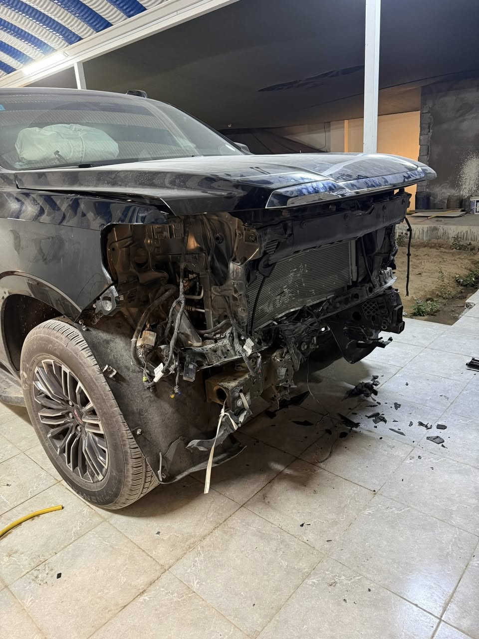 مكلف بنشر السلام عليكم للبيع جمسي اليفيشن موديل 2025ماشيه 15الف رقم بصره العنوان بصره الزبير ***********
