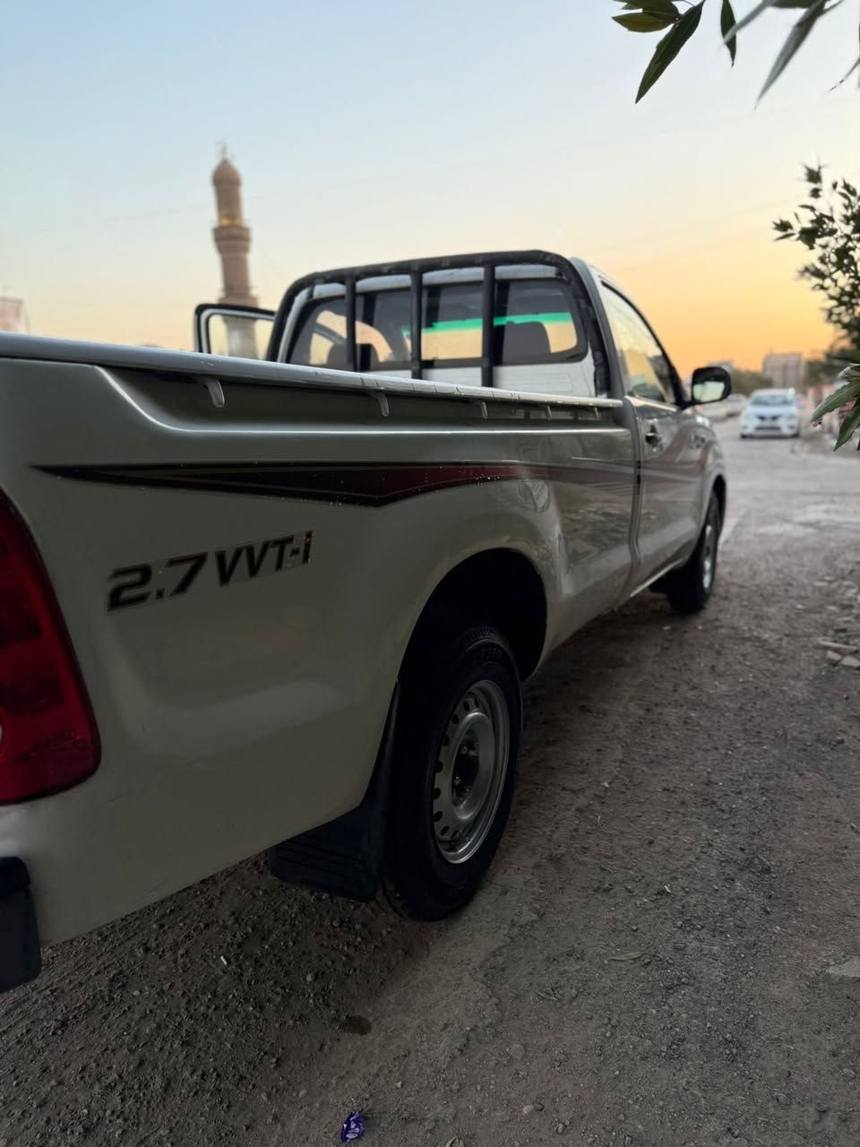 السلام عليكم
تيوتا هايلوكس 2008 للبيع 
رقم اربيل الجديد هزة جديدة وسنوية تنتهي 2031 
تخم تاير جديد باتري جديد
صدر امامي جديد بالكامل 
صدر خلفي جديد بالكامل 
ارضية جلد والكشنات دوشمة جديدة 
بسمي السيارة تحويل ثاني يوم مكاني بغداد شارع فلسطين السعر 135 وبيها مجال قليل ‭0772 134 5645‬ وبيها سونار فحص مع الصور ‭
