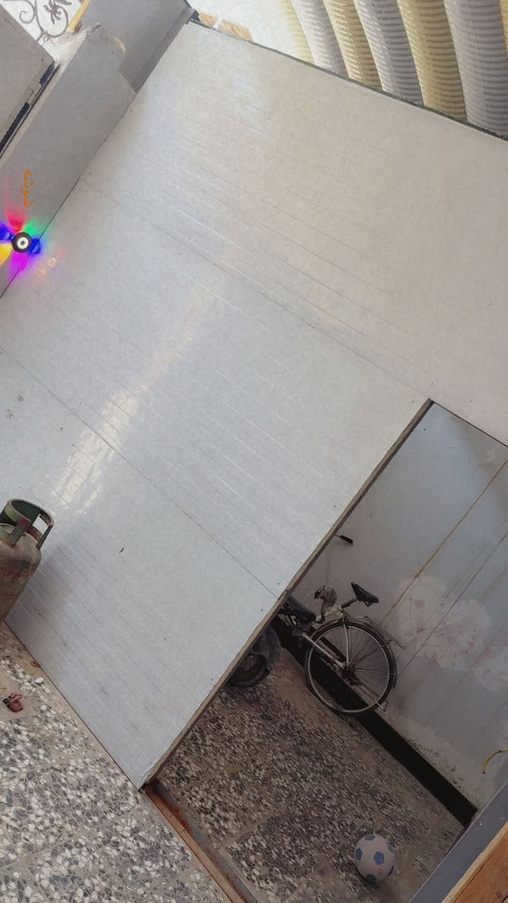 � بيت للإيجار مؤثث
📍 العنوان: السنيدية

* 4 غرف
* مؤثث بالكامل
* مناسب للعوائل

💰 بدل الإيجار: 1,200,000 دينار عراقي شهرياً

للاستفسار والمعاينة:
📞 ***********

نتمنى لكم التوفيق في العثور على السكن المناسب
