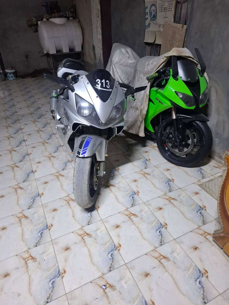 مكلف بنشر 
الدراجات بصوره ممتازه وحلوات كلش مكاني بابل 
*********** بغداد, العراق
