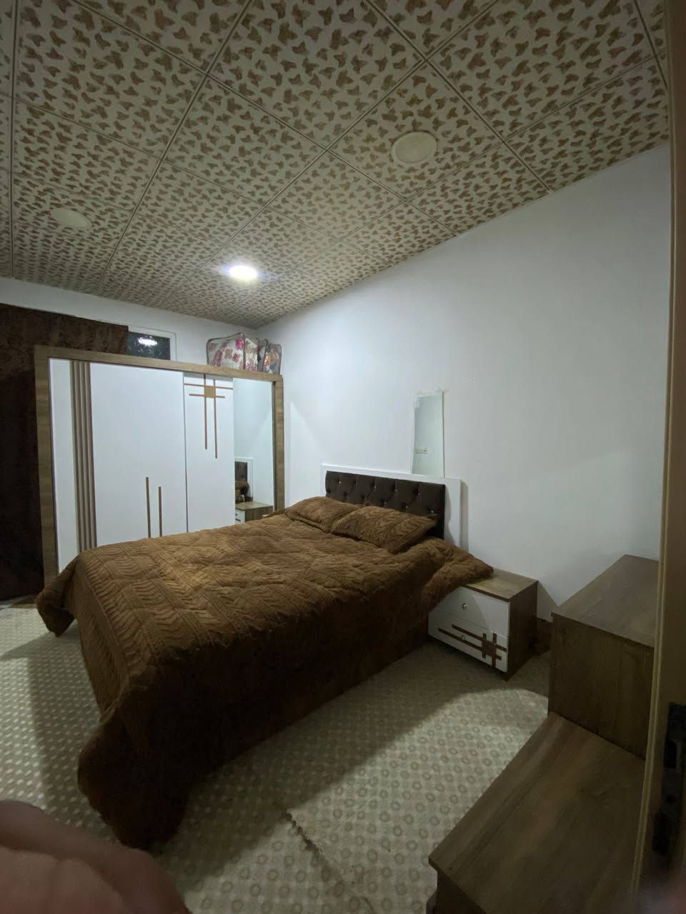 غراض بيت 🏠 كاملة للبيع
غرفه نوم 5قطع
ثلاجه 
طباخ
صوبات عدد2 كهربائي +نفط
براد ماء 
مواعين بدون قنينه الغاز 
محفورات عدد 2 القياس 5×3
دواشك عاليه عدد 6
دواشك عاديه عدد 6+مخاد 7
***********
***********
