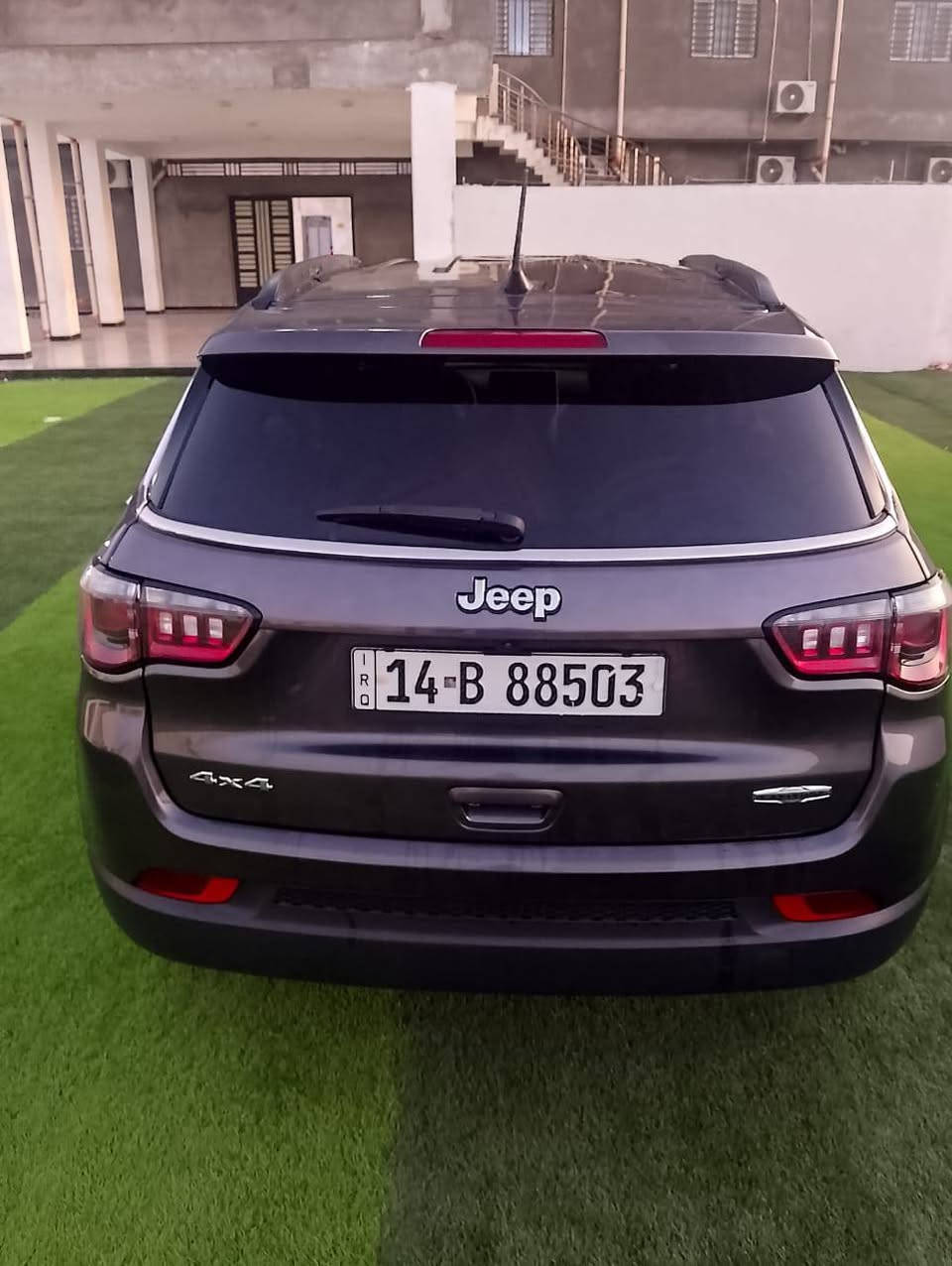 للبيع جيب كومباس لاتتيود موديل 2023 رقم بصرة انجليزي باسمي
140$ ماشية 35 الف 
***********
