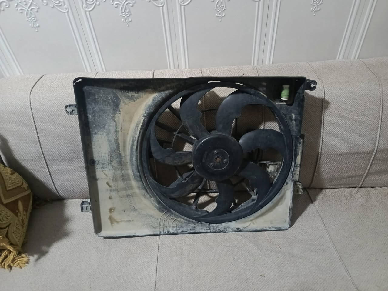 مروحة مال توسان أصلي شغالة السعر 125 بيهة مجال بسيط


**إذا كنت صاحب هذا الإعلان وتريد حذفه لأي سبب، رجاءا أرسل رسالة إلى الدعم الفني**