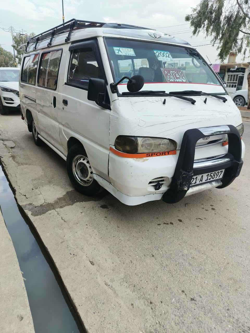 السلام عليكم كيا هونداي للبيع موديل السياره 2002 مكينه ونجي رقم سليمانيه مكان سياره تلعفر سعر ٧٠ وبيها مجال    رقم الهاتف ***********
