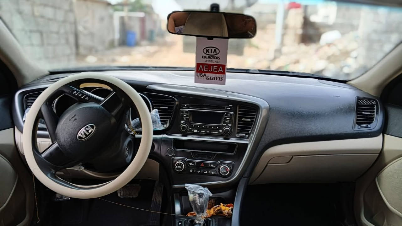 سلام عليكم مرخصت صاحب الكروب المحترم البيع سياره اوبتمه 2012متومه وكامله شرط الحسبه سياره بانزين 2000دوش سياره خير من الله كير ومحرك بعدهن بلايلون سستم سماعات بيع او مراوس حسب الغناعه مكان بغداد سعر خاص ***********
