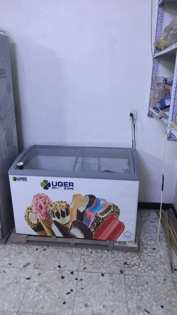 سلام عليكم (مكلف بالنشر)

اسواق للبيع على الشارع العام تحتوي على 6 عارضات ايكور عمودية  و2بطحية وحده للمحل واحده مال ابو الموطة 
وتحتوي على سفينة 2 
وسلات جبس 2 
ايجار المحلات 250
الموقع حي طارق القديم مقابيل افران النرجس 
للاستفسار الاتصال على الرقم 
 ***********
