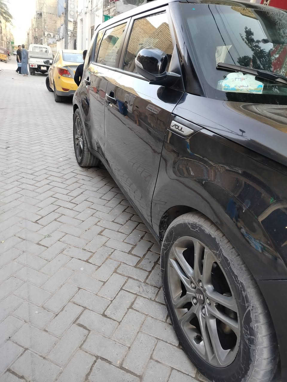 سلام عليكم كيا صول موديل 15 بغداد مدينة الصدر قطاع71 
رقم الهاتف ***********
