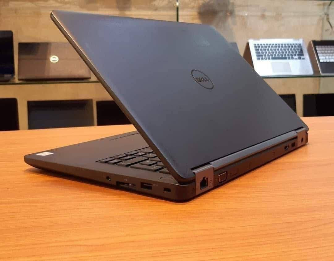 الكوراي سفن بكرت شاشة خارجي بXXX 🔥
لابتوب يجمع بين القوة والاناقه والسعر التنافسي ✨💫

DELL Latitude E5470

المعالج : core i7 الجيل السادس فئة U-قوة وأداء ممتاز ومستقر 💪🏻

كرت الشاشة الداخلي : 4 كيكا انتل 

كرت الشاشة الخارجي: 2 كيكا-AMD -اداء رسوميات خرافية 🌈

الرام: 8 كيكا سلاسة عالية 🏎

الهارد: 256 كيكا SSD- حجم كبير وسرعة عالية 🗄

الشاشة: حجم كبير 14.1 انش دقة خرافية  🖥

كيبورد عربي انكليزي ✍

بطارية ممتازة 🔋

اللابتوب يحتوي على كافة التطبيقات الأساسية ✨

تطبيقات الأوفيس مفعله ✨

مع هدايا

ماوس وماوس باد لسهولة الاستخدام 🖱️ 

جنطة لسهولة التنقل 💼

شاحن اصلي 🔌

الضمانات: 

ضمان فحص كامل قبل الاستلام والدفع 💳

ضمان اسبوع كامل 💯

.......................

اللابتوب ممتاز جدا للموظفين والطلاب ومثالي للتصاميم الهندسية والبرمجة خصوصا في تطبيق اوتو كاد وثري دي ماكس وممتاز لمشاهدة الأفلام واليوتيوب بجودة عالية وسلاسة فوق الخيال وممتاز لعدد كبير من الألعاب مثل PUBG و Minecraft بسبب مواصفاته القوية 💪

.......................
يتوفر توصيل لجميع المحافظات 🚗

 السعر 279 الف دينار !🆕!

للاستفسار واتساب: ***********
@Abod1iq

