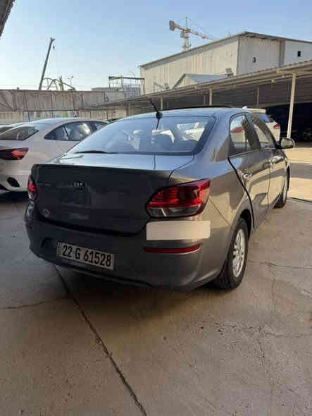 كيا بيكاس 2021 رقم اربيل المواصفات 
محرك 1400 دوش / فتحة سقف سلايت/ شاشة وكامرة دوارة / حساسات خلفية / ويل كب / اشاير بالمري / تحكم ستيرن جهتين / كشافات امامية / يدات ابواب نيكل / 4 جام كهرباء/ السيارة جديدة ومكفولة من الصبغ وبدون اي نقص محرك وكير مكفول وتبريد ثلج السعر 107$ ورقة وبيها مجال بسيط جدا وللاستفسار *********** مكاني/ الكرادة
