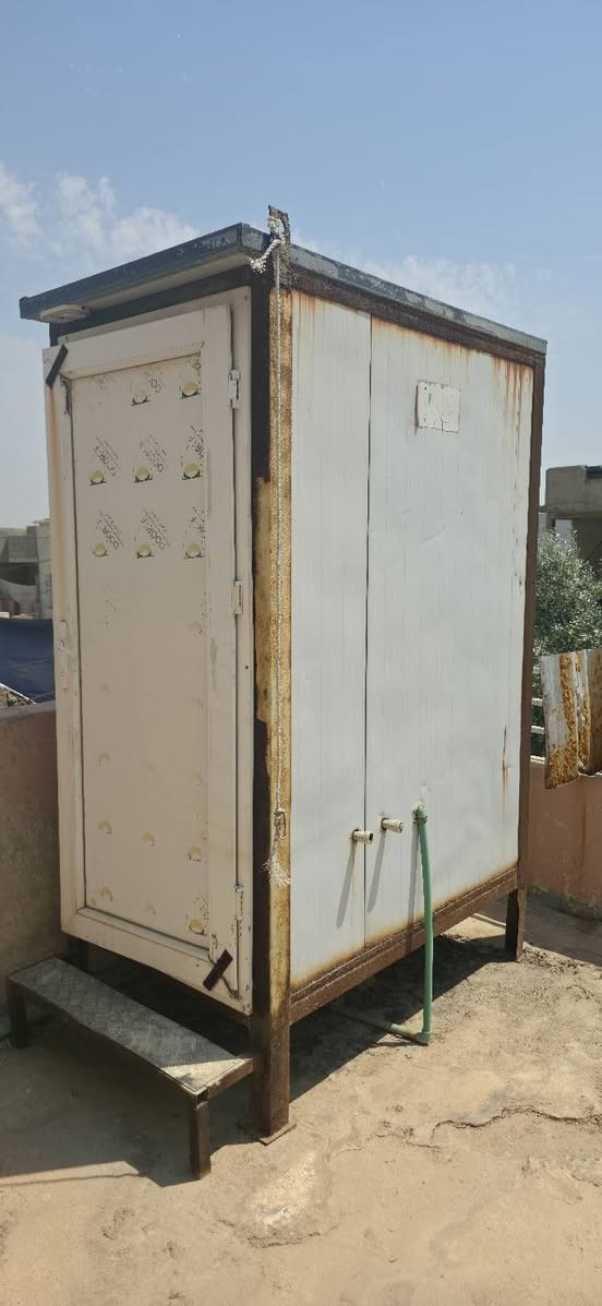 لبيع درج خارجي +15 باب حديد+ابواب بلاستك ***********
