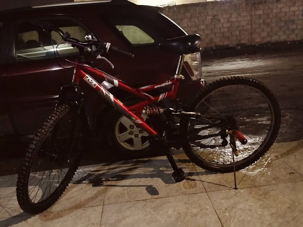 السلام عليكم بازكل. للبيع حجم 26 جبلي دوبلين الكير الورة سبع نمرات والكدام تلث نمرات السعر 60 قفل قفل المكان حي التعليم


**إذا كنت صاحب هذا الإعلان وتريد حذفه لأي سبب، رجاءا أرسل رسالة إلى الدعم الفني**