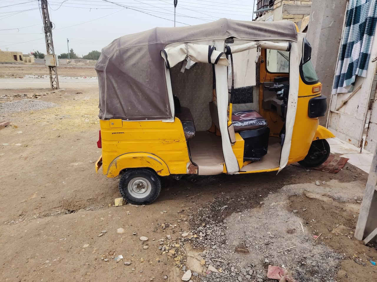 تكتك البيع موديل 18 تكتك جاهزه من كلشي كبل الشارع أوراق تصل ***********
