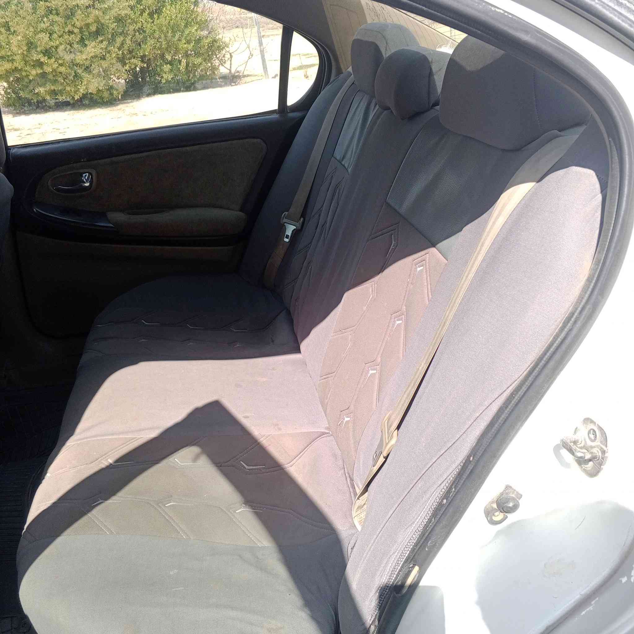 السلام عليكم 
مكسما موديل 2000 محرك ابو الچف شرط تواير جدد تدفأه شقال  التبريد بس يعوزو غاز $ الكهربائيات كلها شغاله الكشانه كهربائيات (رقم دولي.بغداد    شرط التحويل) السعر 55 وبيها مجال شي قليل ***********
