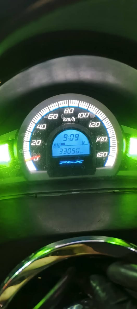 جيل ثاني نضيفه فول مدينه صدر سعر ١٨٠٠ وبيها مجال ***********
