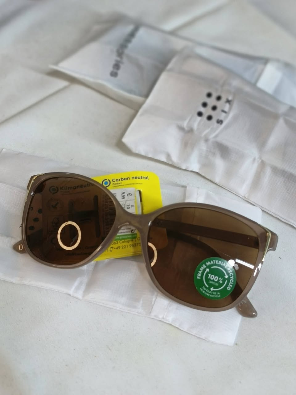 السلام عليكم متوفر نضارات جمله ومفرد
للاستفسار وات ساب ***********
طلعن بل امزون
