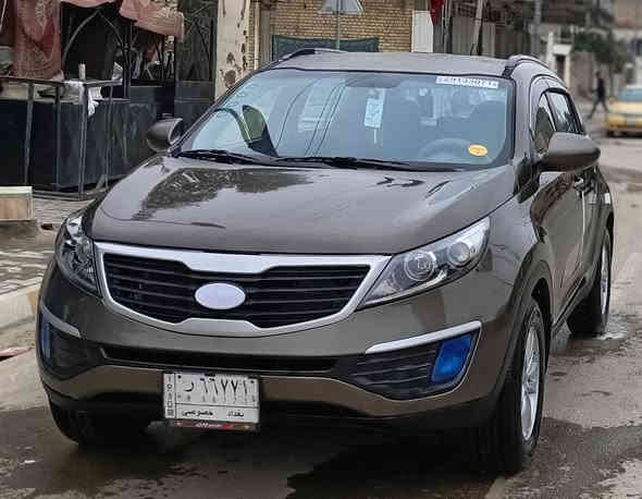 سلام عليكم سياره كيا سبورتاج موديل السياره 2013خليجه رقم بغداد مشروع وطني سنويه  جديده السياره جاهزة من كلشي مكان سياره واسط السياره مكفولة كفالة عامه من ضربة كص نقل جثه والوصولايات والكلبه ولتجيه والفتح والتبديل والمعجون بيه صبغ 4 قطع جماليه اثر جراد مكينه ولكير2000 مكفولات تبريد شغال السياره اي نقص مابيه حداديه خلفي امامي جديده تخم تاير جديد سعر السياره 128 ورقة بيه مجال حك جيه رقم موبايل صاحب سيارة موجود بلنشر 
***********
