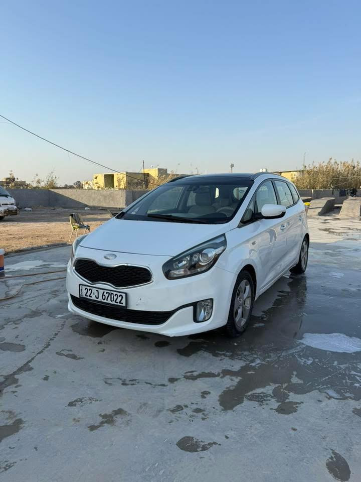 كيا كارنز موديل ٢٠١٤ لون ابيض سقف بنوراما
رقم اربيل دولي سنوية جديدة مكفوله السعر ١٣٥ ورقة 
تفاصيل اكثر اتصل ع الرقم***********  مكانها الديوانية محرك ٢٠٠٠ ما مفتوح شرط الفحص  سيارة كفاله عامة من التبديل والصبغ بيها فقط كارت مال تكشير بالتكمة وسونار موجود 🌹
