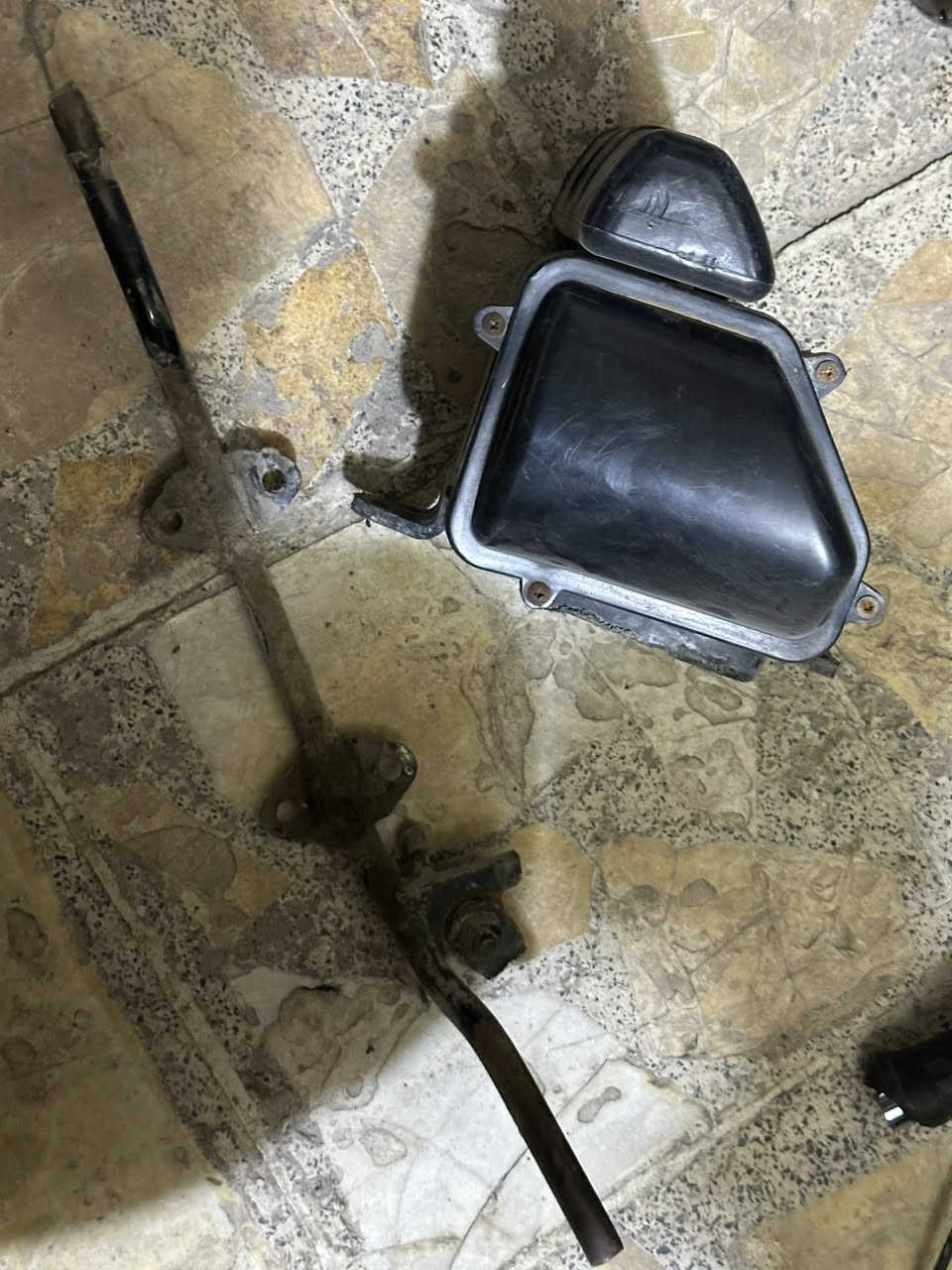 غراض 4 كيرر للبيع قيم واخذ  شلع بيعه وحدهه 

ويلي خلفي كامل

عربانه شمس 

صالنصه + سكان

تانكي 

دبلات خلفي 

زنجيل+ راسطه نص 

ناصريه مركز. واتساب ***********
