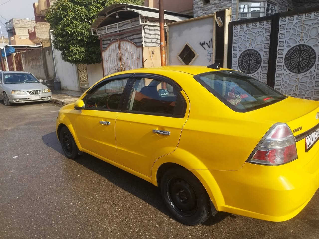 57 ورقة 
شوفر ليت افيو ٢٠٠٩ كير توماتيك  محرك كورلا 
هيئة غرمات صفر 
سنوية جديدة إلى ٢٠٢٨ رقم انكليزي 
تحويل أو وكالة شرعيها موصل 
جامات كهرب اربعه 
تخم تايرات جديد 
دبلات جديدة 
باتري جديد 
سيارة جاهزة مناقصه برغي  
الضرر جاملغ اليمين 
السعر ٥٧ ورقه
عنواني موصل الساحل الأسير يم شقق الخضراء
***********
