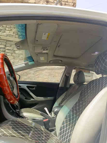 النتره مظلع خصوصي ابيض صدفي وارد امريكي حادث خلفي بدون دواخل بسمي رقم بغداد ماشيه 85  حقيقي موديل 16 السعر 125 بيها مجال بلخدمه الاستفسار تصال على رقم ***********
