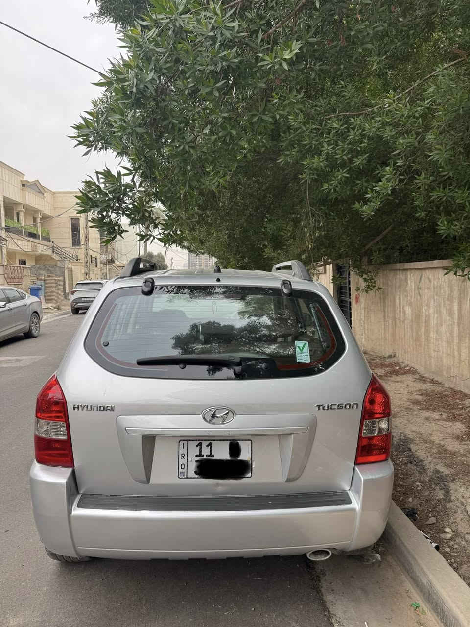 هونداي توسان 2010 خليجي استلام الشركة العامة بحالة جيدة جدا كفالة من الصبغ والضربة عداد 127 رقم بغداد الجديد مكاني المنصور او علي الصالح السعر 129$ 
***********
