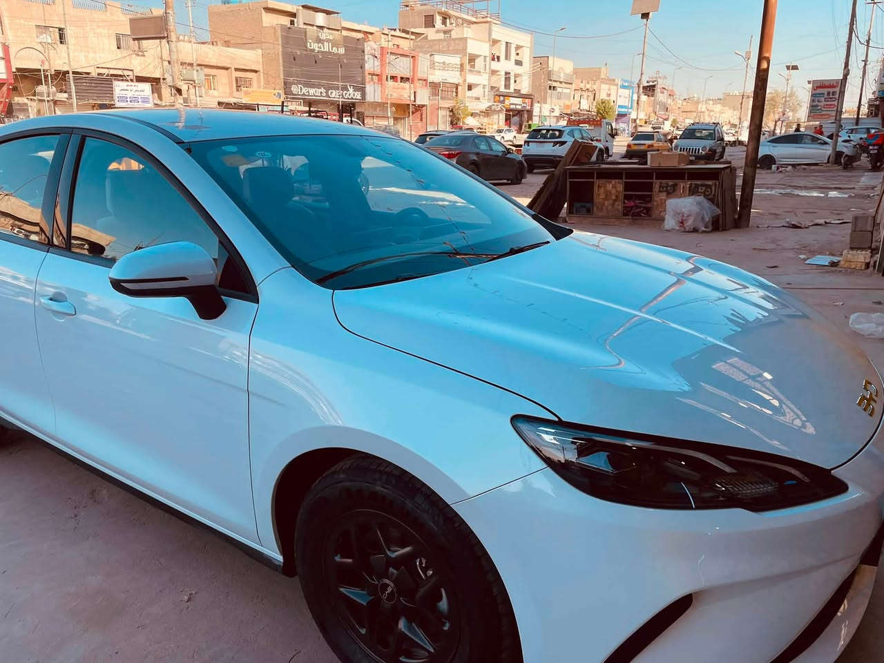 بي واي دي سيل 5 السياره موديل 25 كفاله عامه عدا كم رصعه فقط لا بارد لا كرت لا تكحيل لا تعديل ماشيه 3300 مكينه مع كهرباء  
السعر 18700بي مجال جيتك 
الاتصال 
***********  

الدوره
