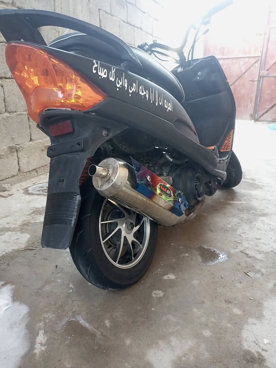 السلام عليكم ماكس عدله مفتوحه ولفات بس الدراجه كلشي شغال بيهه نكره سلف+هورن+كلوبات الدراجه ناعمه+وياله رياضي+صالنصه رياضي
للمراوس بماكس قجمه فقط لو بيع.                              مكاني شط العرب جزيره ***********
السلام عليكم ماكس عدله مفتوحه ولفات بس الدراجه كلشي شغال بيهه نكره سلف+هورن+كلوبات الدراجه ناعمه+وياله رياضي+صالنصه رياضي
