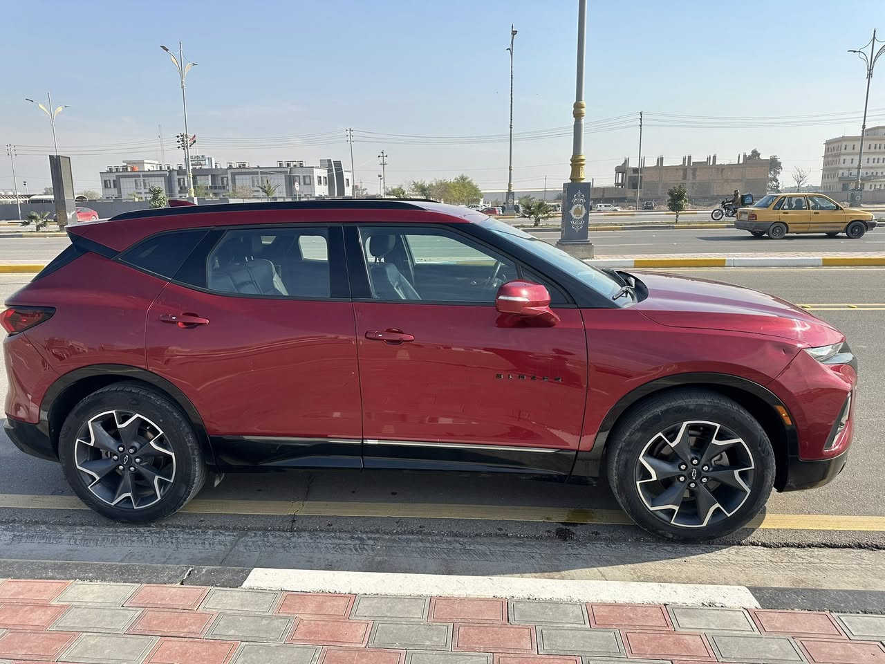 شوفرليه بلايزر امريكي موديل 2020 محرك 3600 السيارة RS فول مواصفات عدا الفتحة تشغيل عن بعد كشنات تدفئة تبريد مثبت سرعة كامرات 360 حت المراية الامامية كامرة خزن كشنات (ميموري) كشنات امامية كهرباء وباقي الموصفات معروفة موصفات ال RS السيارة ماشية 77 وقابل للزيادة السعر 225 ورقة وبي مجال بسيط للاستفسار التواصل على الرقم ***********
