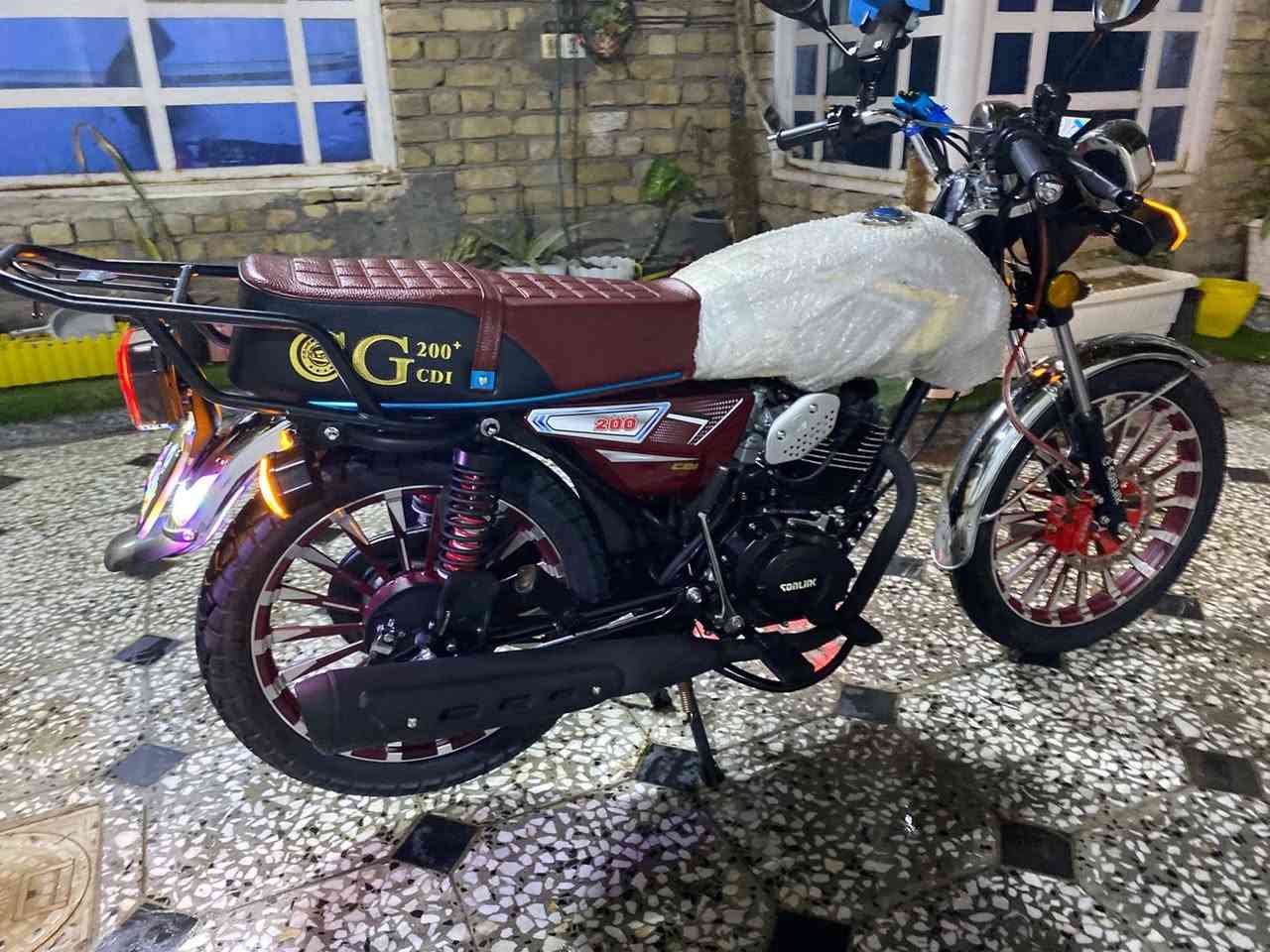 يا الله سلام عليكم دراجة سيفان (2025)زيرو ميحتاج اكتب شي من معرض للبيع سبب بيع محتاج كفالة عامة دهن جديد 
مكان ديالى بعقوبة سعر خاص او اتصال ☎️  ***********
