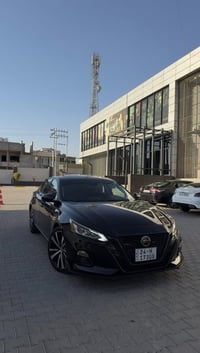 نيسان التيما بلاتينيوم فول فول ٢٠٢١ سماعات boss سلايد(فتحة سقف) 5كامير...