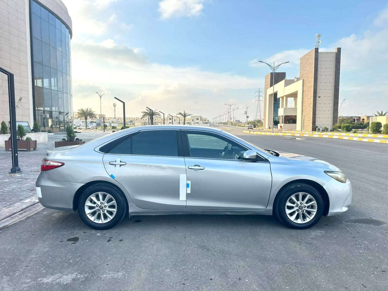 السلام عليكم….
للبيع بسعر مناسب جدا 124$ اعتذر عن الاقساط والوعده
تويوتا كامري 2015 شكل 2017 LE وارد امريكي لون سلفر رقم اربيل انكليزي(22) سنوية جديدة لغاية 2030 وهزه جديدة شرط التحويل…
سيارة بيها صبغ بنيد فقط والباقي مكفول…. ومكانين بارد بسيط جدا حك 4 اصابع فقط بدون دواخل بدون ايرباك…رقم الشاصي مرفق مع الصور…
سيارة جاهزة بدون اي نقص…..
محرك 4/2500 سلندر …. السيارة ماشيه 148…
شرط محرك وكير وصدر وكهربائيات وتبريد وتدفئة وتخم تاير سيارة جاهزة من كلشي….
مواصفات LE معروفة مواصفاتها مايحتاج اذكرها….
العنوان/ صلاح الدين/ تكريت/ القادسية….
السعر 124$ اعتذر عن الاقساط والوعده….
للاستفسار ***********
***********
