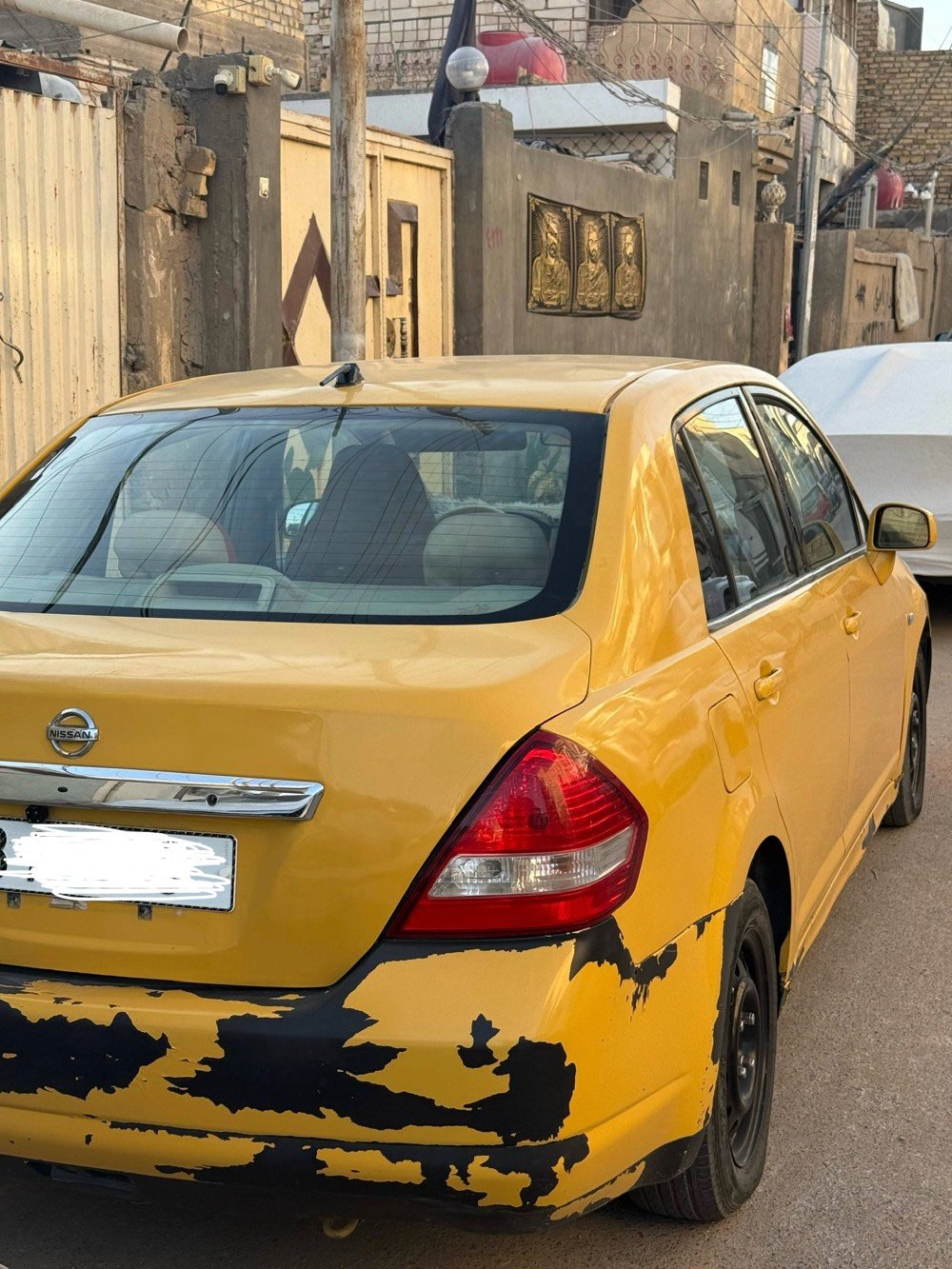 السيارة نظافة فول من الداخل والخارج 
الرقم انكليزي السيارة بأسمي تكسي
التبريد شغال 
توجد ضربة بالجاملغ الخلفي للسيارة فقط لايوجد اي ضرر آخر بالسيارة
العنوان العراق النجف 
السيارة ب65$ وبيها مجال
