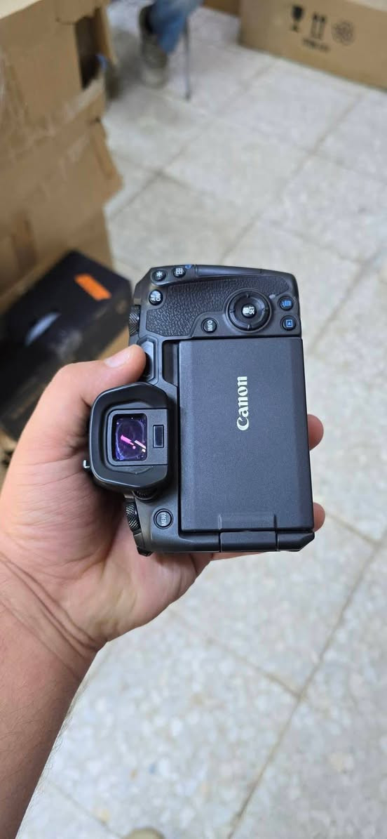 Canon. R+24.50
نظافه99% كامل ملحقات اصليه حزام شاحنه بطاريه كارتون 
شتره 5K✅️

مكاني كوت


**إذا كنت صاحب هذا الإعلان وتريد حذفه لأي سبب، رجاءا أرسل رسالة إلى الدعم الفني**