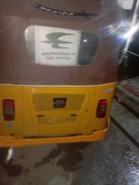 تكتك للبيع بحالة جيدة، اللون أصفر زاهي ومريح للاستخدام اليومي. مناسب ل...