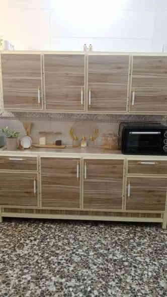 سلام عليكم كاونتر مستعمل جديد للبيع نضافه مثل ما موضح بل صوره عنوان بغداد مدينه الصدر حي طارق سعر 450 راسلني وتدلل رقم ***********
