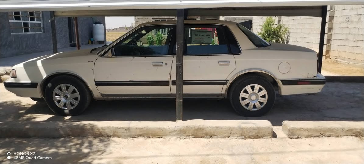 اولدز موديل 90 بغداد انكليزي مكفوله من الضربه وصبغ بيها شويه أثر جراد كير ومحرك شرط كير اوتو محرك بلادي سعر 40 وبيها مجال ***********
