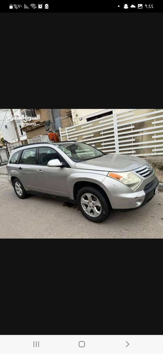 سلام عليكم ورحمة الله وبركاته
## 🚗 سوزوكي XL7 موديل 2008 - سيارة بيتي ونظيفة جداً 
**تفاصيل السيارة:**
 * **النوع:** سوزوكي XL7 (Suzuki XL7)
 * **الموديل:** 2008
 * **الحادث:** **بدون حادث (كلين تايتل Clean Title)**، مكفولة من الحوادث.
 * **المحرك:** **3600 (3.6L) بلادي**، شد شركة وما محور أبداً، محرك  بشرط ناعم.
 * **السعة:** **7 راكب** (ثلاثة سراوات كشنات)، مريحة جداً للعائلات والسفر.
 * **الوضع العام:** سيارة بيتي مخدومة ومعتنى بها، ما .
### ⚙️ المواصفات
 والإضافات:

 *شاشةتحكم مواصفات.
 * كشنات ومساحة داخلية واسعة ونظيفة.
 * نظام دفع ومحرك ممتاز وقوة سحب عالية.
 * هزة وصلاحية وسنوية (تذكر حالة الأوراق هنا: مثلاً
 تحويل مباشر/سنوية مجددة).

 * **السعر المطلوب:85 ورقه
 وبيهامجال[تعال شوفها وتدل
رقم السياره بغداد تحويل ثاني يوم 

 (قابل للتفاوض البسيط)
 * **مكان التواجد:بغداد حي الجامعه 
الاستفسار عن طريق الرقم الخاص ***********  أو خاص
